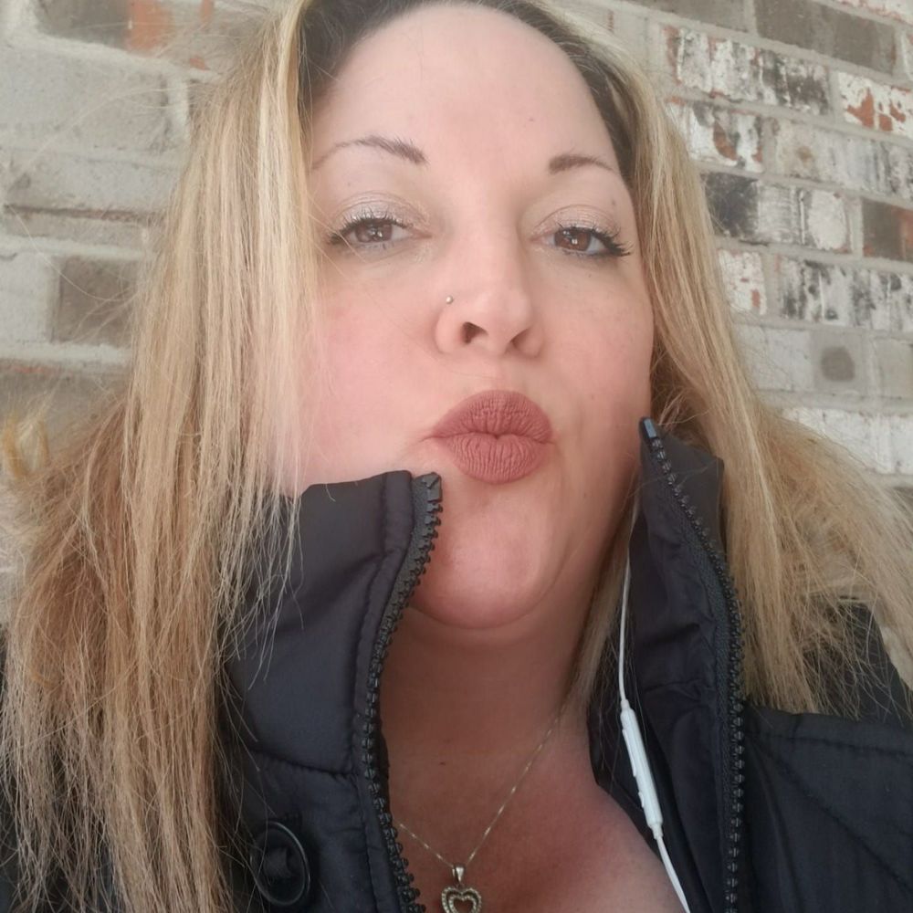 Meet your Posher, Sharla